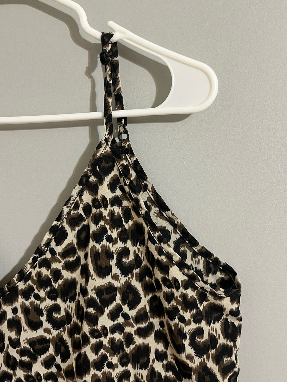 Leopard Print V-Neck Cami Tank Top - Black & Cream - Picture 4 of 7